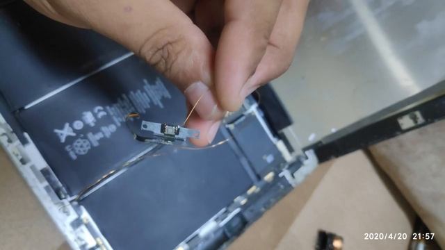 Ipad power button not working A1396 power / sleep button fix with simple jumper смотреть онлайн