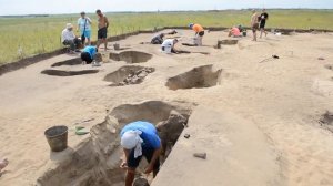 Археологи нашли в Усть-Ивановке несколько загадочных захоронений