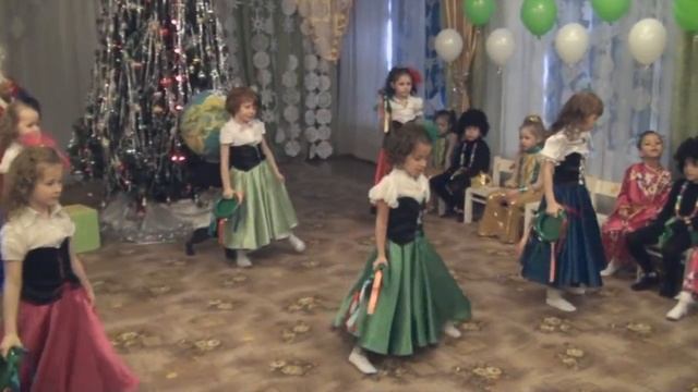 Новогодний утренник итальянский танец "Тарантелла" подготовительная группа смотреть онлайн