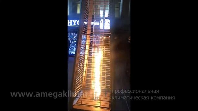 Как горит ночью уличный обогреватель. Красиво! Удобно для летних веранд смотреть онлайн