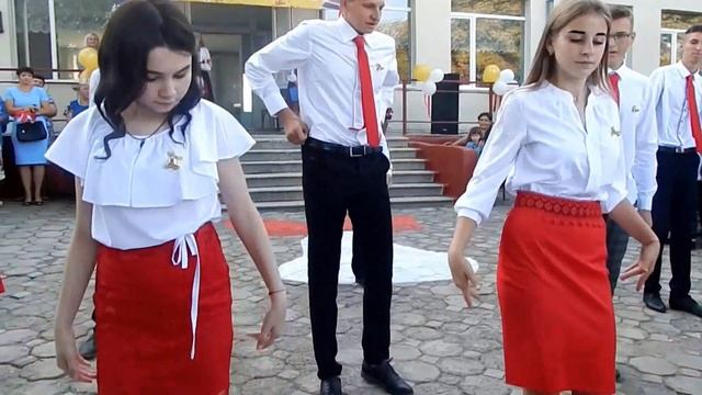 Танец на 1 сентября школа√1 смотреть онлайн