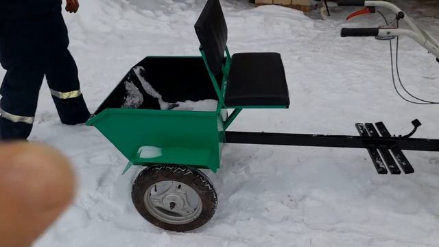 Обзор самодельного прицепа для маленького культиватора, с размерами. P.S. Смотреть до конца. смотреть онлайн