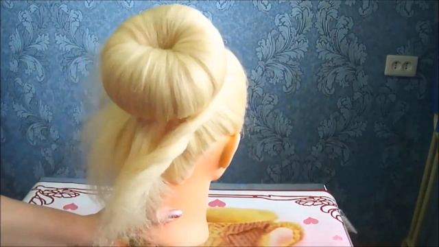 Быстрая прическа с бубликом ? Пучок с помощью валика ? смотреть онлайн