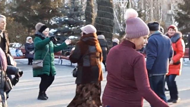А Я ТЕБЯ ПОЦЕЛУЮ! смотреть онлайн