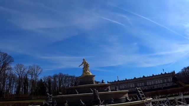 Дворец Херренкимзее с квадрокоптера / Herrenchiemsee palace drone смотреть онлайн