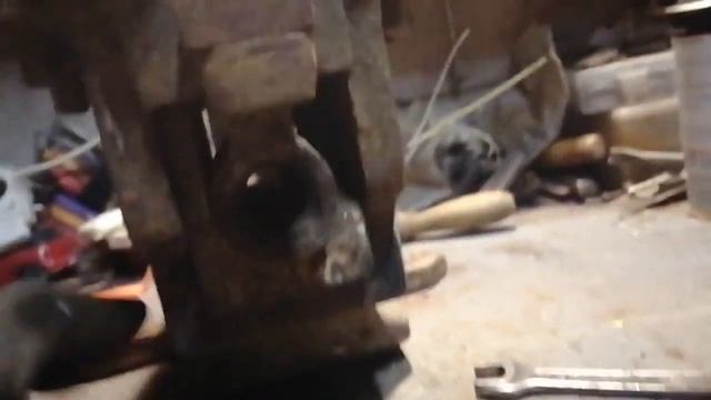 Купил советские тиски на металлоломе. Восстановление, реставрация, ремонт, обслуживание смотреть онлайн