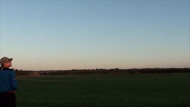 Самодельное крыло из пеноплекса размах 1400 мм. Полеты после восстановления. смотреть онлайн