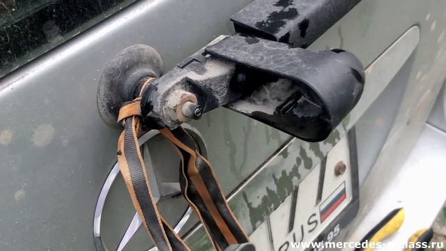Mercedes W169 - очистка распылителя омывания заднего стекла
