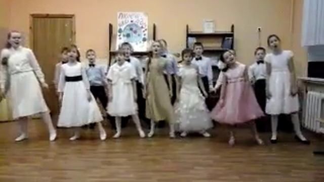 2043 вокальный ансамбль 3 их классов г Москва Серебристые снежинки смотреть онлайн