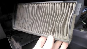 Чем мы дышим?? Жесть!!! Замена салонного фильтра MAZDA DEMIO