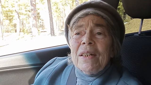 Бабушка Фатыма Назаровна читает цикл стихов разных поэтов смотреть онлайн