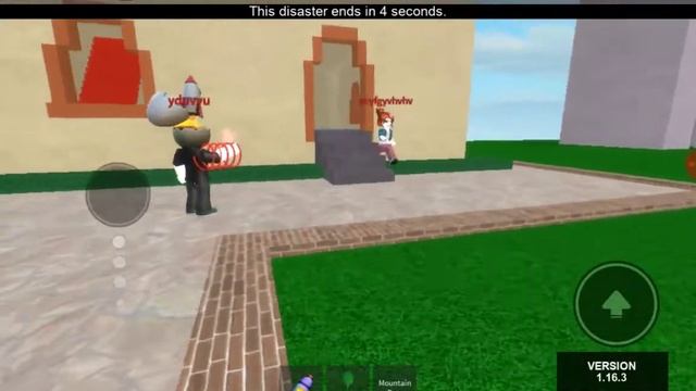 Roblox убегаю от монстров троллю Джеффа Убицу смотреть онлайн