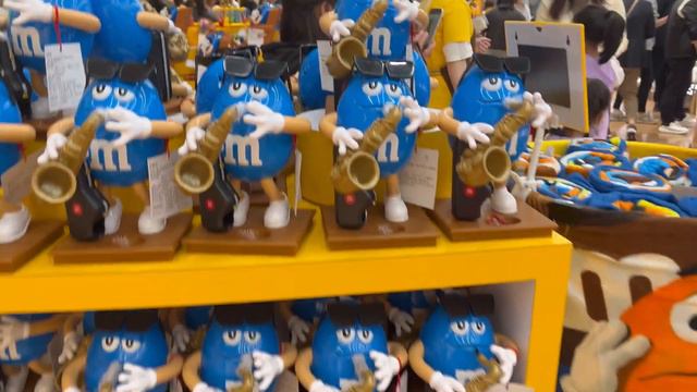 [4K] Walk At Shanghai’s M&M World Store | Are you a M&M lover? This store is for you! смотреть онлайн