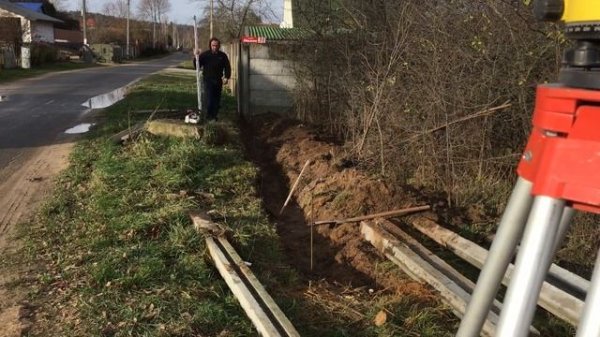 Установка бетонного забора: подготовка (ДЕНЬ 3) | Concrete fence installation: preparation