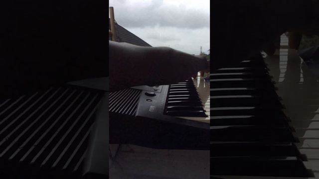 Yamaha PSR-210 61 Keys Electronic Keyboard - Sustain pedal/port test смотреть онлайн