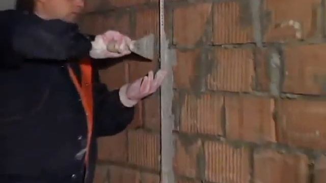 Штукатурка стен своими руками - обучающее видео