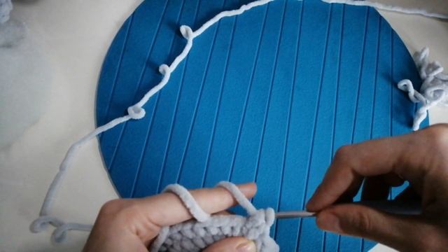 Столбик с накидом крючком, ДВУМЯ НАКИДАМИ и более. Амигуруми смотреть онлайн