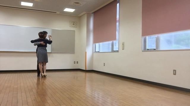 「Que Tarde Que Has Venida」(Argentino Ledesma)Tango Dance Milonga Style音楽を自分なりに感じて。Ida Shiegel & Yok смотреть онлайн