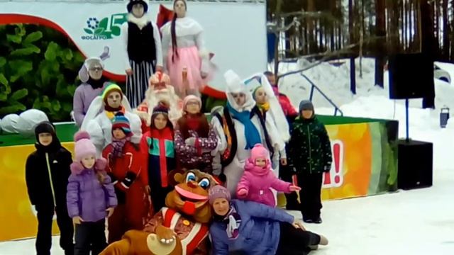 Новогодний праздник в Сосновке. Фото на паспорт))) смотреть онлайн