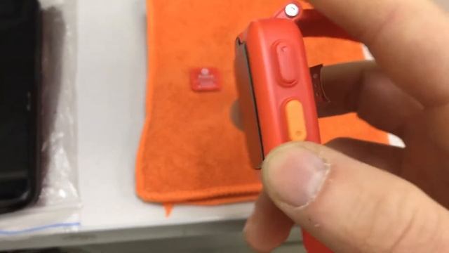 Elari KidPhone 3G смотреть онлайн