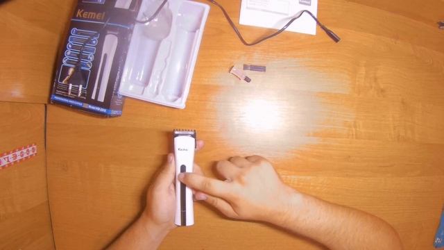 Постригся налысо!!!Kemei KM-2516 Машинка для стрижки волос из Китая. смотреть онлайн