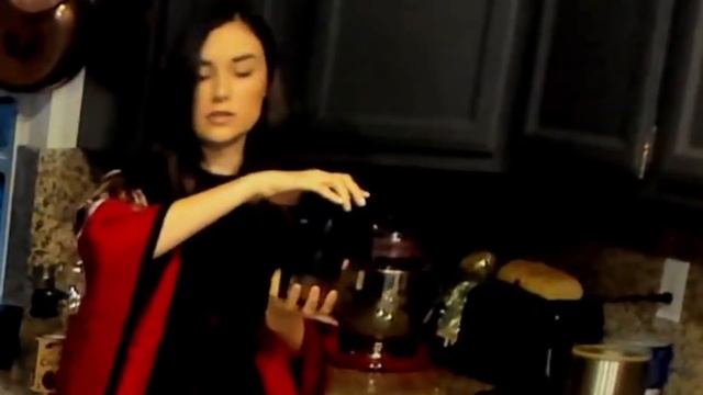 Sasha Grey Reinvents French Toast? смотреть онлайн