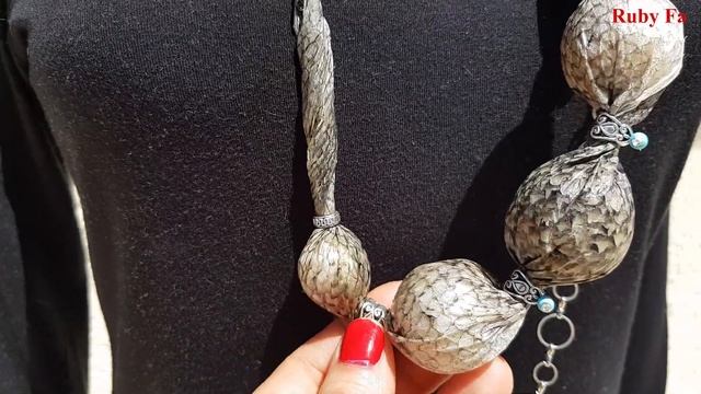 Флешмоб море зовет.Колье из кожи рыбы и натурального жемчуга. Работа 3. (N° 139)#флешмоб_море_зовёт смотреть онлайн