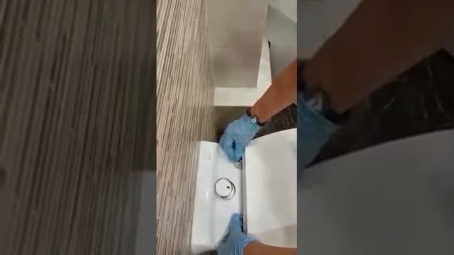 Как поменять крышку на унитазе-(часть 3) смотреть онлайн