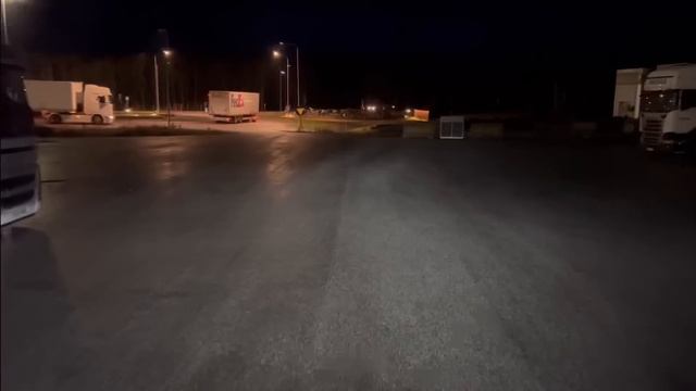 САМЫЙ ДЛИННЫЙ АВТОПОЕЗД - ШОК! ДАЛЬНОБОЙ 2023. Паром FIN-SE. Будни парного экипаж МУЖ+ЖЕНА смотреть онлайн