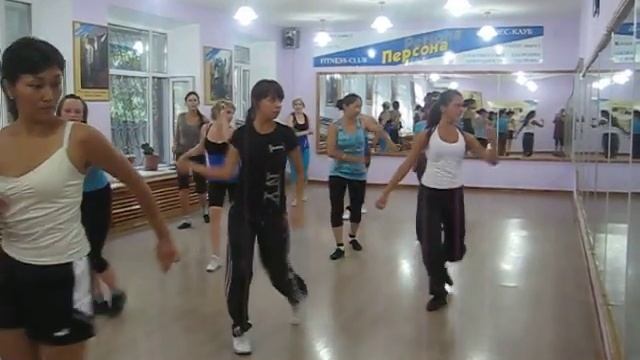 Zumba - Bachata Me Enamore by Medina (Kazakhstan) смотреть онлайн