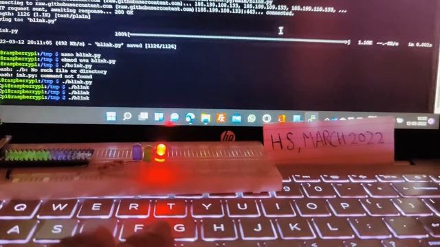 To glow LEDs using C program and Python program and show how to terminate the program. смотреть онлайн