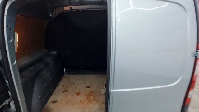 Nu11cxa 2011 RENAULT KANGOO MAXI DIESEL LL21dCi 85 Crew Van смотреть онлайн