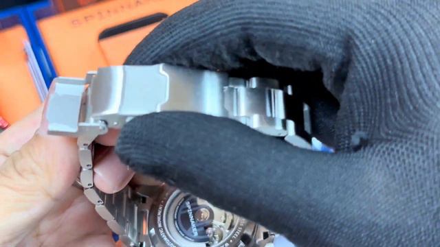 229.「SPINNAKER」最新夜光鍛造炭錶面😃 смотреть онлайн