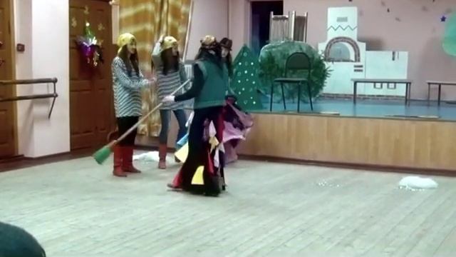 Новый год в Ровестнике. г.Клинцы, Брянская обл.avi смотреть онлайн