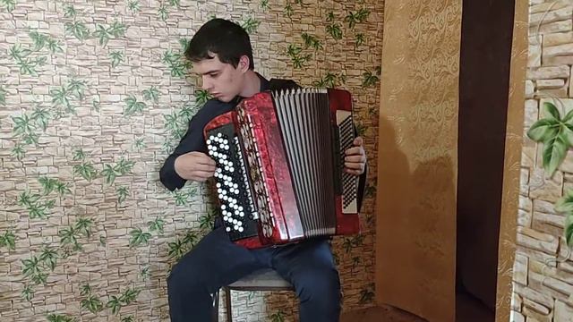 Б.Довлаш 