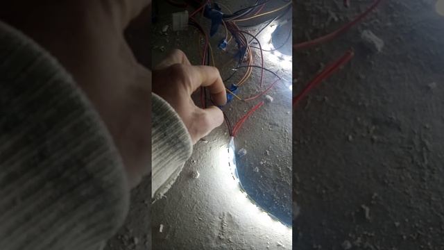 Влияние проводки на светодиодную ленту 10 метров смотреть онлайн