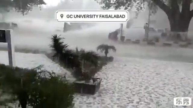 Beautiful Hailing view in GC University of Faisalabad смотреть онлайн