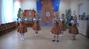 «Танец с ложками», рус.нар.песня «На горе то калина». Исполняет Ансамбль девочек – 5 человек.