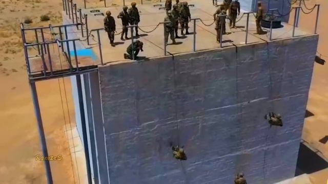 Российско-узбекские учения на полигоне Термез, недалеко от границы с Афганистаном смотреть онлайн