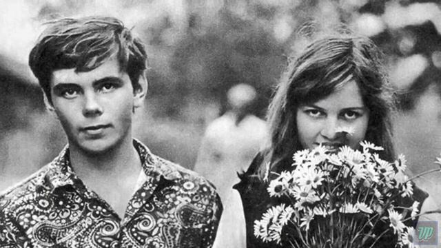 СТАРЫЙ АЛЬБОМ смотреть онлайн