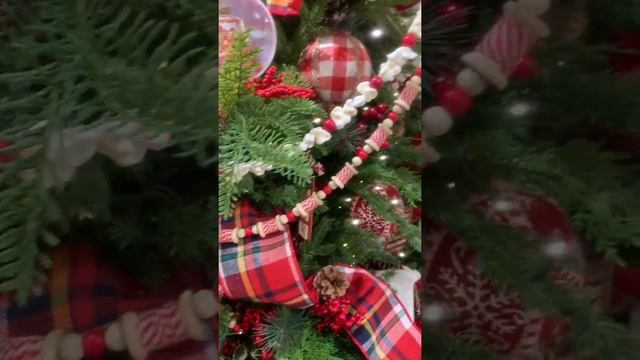 Raz 6' Red and White Spool Christmas Tree Garland G4116367 смотреть онлайн