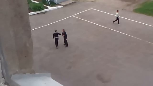 Дикие танцы школоты смотреть онлайн