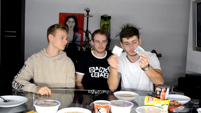 ПРОБУЕМ ВЬЕТНАМСКИЙ ДОШИРАК