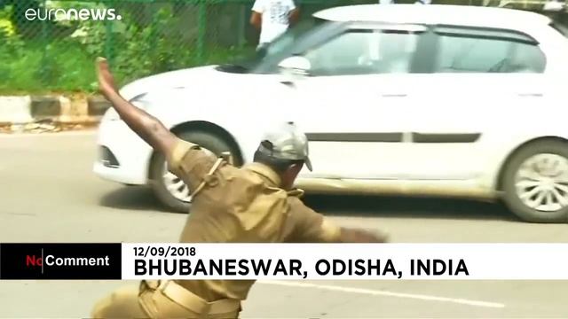 Индия: регулировщик-артист смотреть онлайн