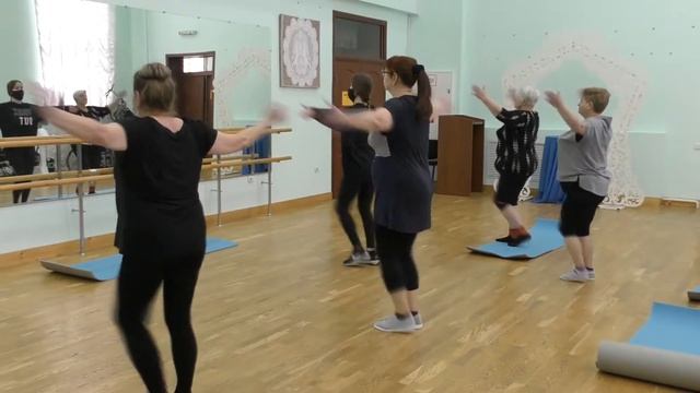 Занятие по адаптивному фитнесу смотреть онлайн
