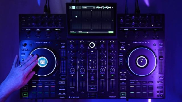 Scratching on the PRIME 4+ with Touch FX смотреть онлайн