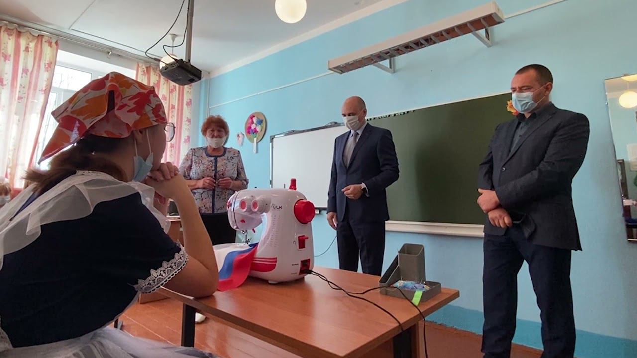 Ко Дню народного единства амурские газовики помогли сельским школам приобрести оборудование. смотреть онлайн