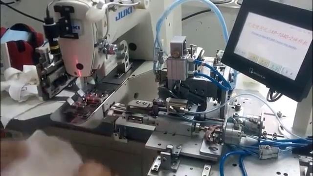 Rambo RM-1040 Закрепочный автомат с электронным управлением для пришивания шлевок смотреть онлайн