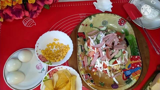 Самый вкусный и новый салат новогодние столом. Янги йил дастурхонига янгича салат. смотреть онлайн
