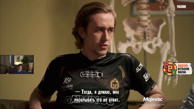 НИКС СМОТРИТ : ТУПЫЕ ВОПРОСЫ QUINN | BETBOOM DACHA 2024 смотреть онлайн